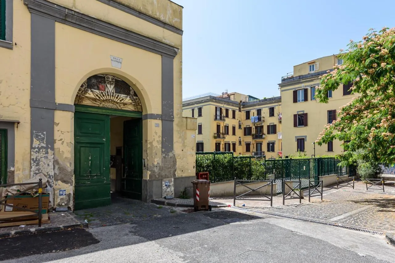 Via Annibale Caccavello 10 - Piano Terra Apartment Naples Italy